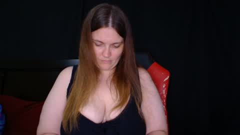 Lilly Miss Mistress Goddess Maam Queen Boss online show from April 22, 2026, 5:03 pm