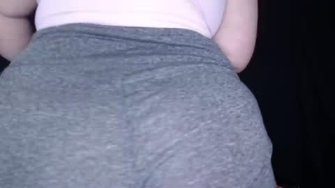 Lilly Miss Mistress Goddess Maam Queen Boss online show from June 23, 2026, 7:39 am