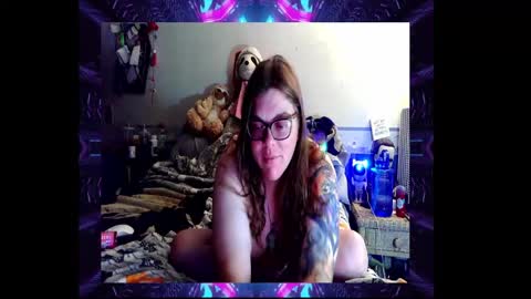 Snapshot of toxiclove1311 chatting on October 2, 2025, 1:45 am Toxiclove1311 online show from October 2, 2025, 1:45 am