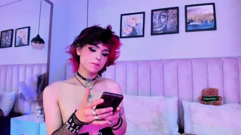 Snapshot of tracy_lee_ chatting on May 27, 2026, 1:57 am Tracy online show from May 27, 2026, 1:57 am