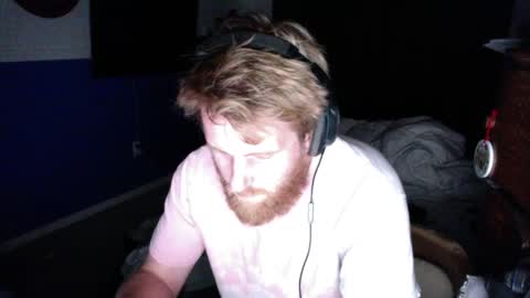 Snapshot of tragicallyhard chatting on October 10, 2025, 12:53 am tragicallyhard online show from October 10, 2025, 12:53 am