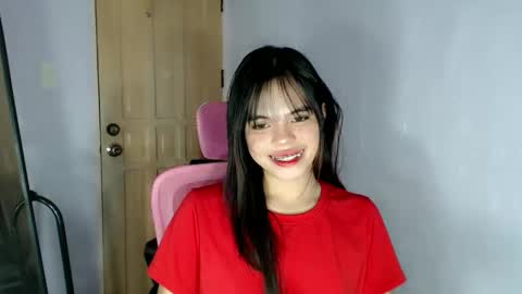 transpinay_kimxxx online show from March 23, 2026, 10:58 pm