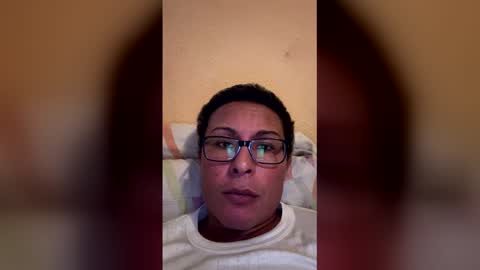 Snapshot of trasz11 chatting on February 17, 2026, 12:45 pm trasz11 online show from February 17, 2026, 12:45 pm