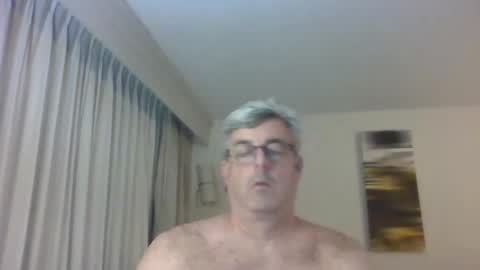 Snapshot of travelingman53 chatting on May 20, 2026, 6:41 am Travelingman53 online show from May 20, 2026, 6:41 am
