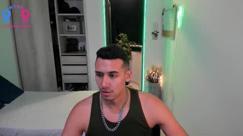 Snapshot of travis_bakerr chatting on September 9, 2025, 11:26 pm travis bakerr online show from September 9, 2025, 11:26 pm