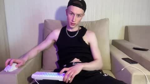 Travis online show from May 2, 2026, 9:36 am