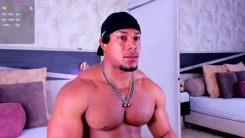 Travis online show from December 14, 2025, 1:22 am