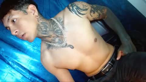 Snapshot of travistanner28 chatting on December 20, 2024, 3:31 pm TRAV - INDEPENDENT MODEL online show from December 20, 2024, 3:31 pm