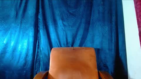 Snapshot of travistanner28 chatting on January 9, 2025, 10:41 am TRAV - INDEPENDENT MODEL online show from January 9, 2025, 10:41 am