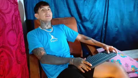 Snapshot of travistanner28 chatting on February 8, 2025, 7:16 pm TRAV - INDEPENDENT MODEL online show from February 8, 2025, 7:16 pm