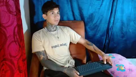 Snapshot of travistanner28 chatting on February 13, 2025, 7:52 pm TRAV - INDEPENDENT MODEL online show from February 13, 2025, 7:52 pm