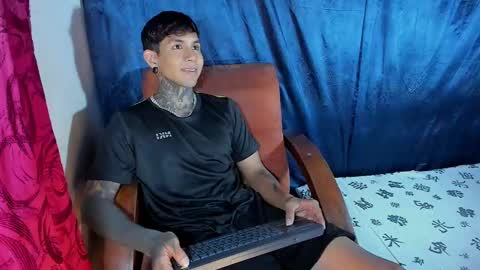 Snapshot of travistanner28 chatting on February 17, 2025, 9:08 pm TRAV - INDEPENDENT MODEL online show from February 17, 2025, 9:08 pm