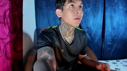 Snapshot of travistanner28 chatting on February 18, 2025, 10:36 pm TRAV - INDEPENDENT MODEL online show from February 18, 2025, 10:36 pm