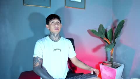 Snapshot of travistanner28 chatting on February 27, 2025, 9:25 pm TRAV - INDEPENDENT MODEL online show from February 27, 2025, 9:25 pm