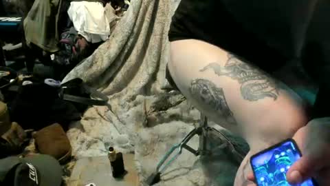Travis online show from June 19, 2026, 2:32 pm
