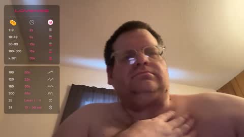 Treat Bob Nice online show from December 19, 2024, 3:19 pm