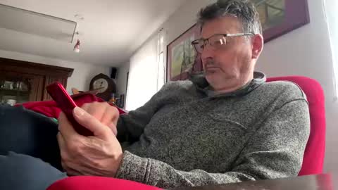 Snapshot of trebgeis1 chatting on February 27, 2025, 11:20 am trebgeis1 online show from February 27, 2025, 11:20 am