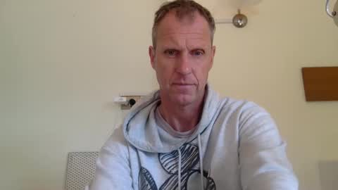 trebo00788 online show from April 19, 2026, 7:07 am