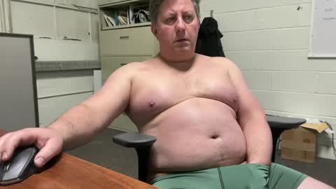 Snapshot of treborinthesky chatting on December 18, 2024, 11:51 pm treborinthesky online show from December 18, 2024, 11:51 pm