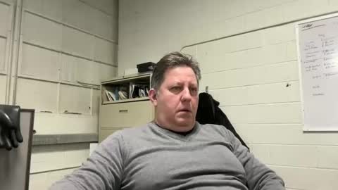 Snapshot of treborinthesky chatting on February 24, 2025, 1:53 pm treborinthesky online show from February 24, 2025, 1:53 pm