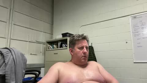 Snapshot of treborinthesky chatting on February 28, 2025, 12:43 am treborinthesky online show from February 28, 2025, 12:43 am