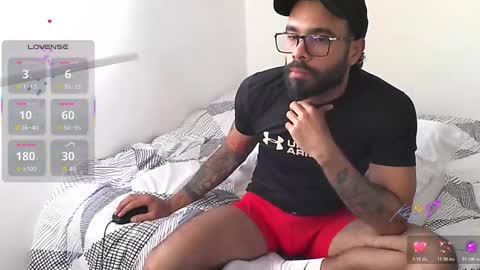 Hunter man online show from March 26, 2026, 8:14 pm