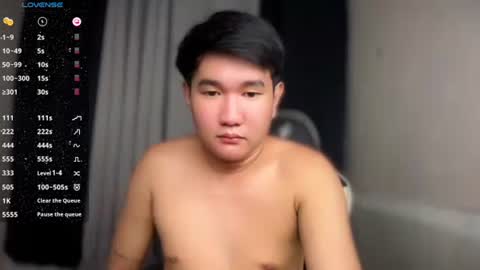 Snapshot of trebz_01 chatting on July 6, 2026, 10:12 am trebz_01 online show from July 6, 2026, 10:12 am