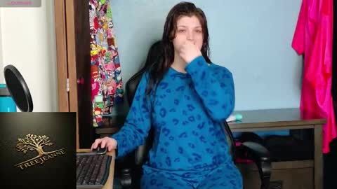 Snapshot of treejeanne chatting on March 2, 2026, 12:02 am TreeJeanne online show from March 2, 2026, 12:02 am