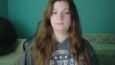 TreeJeanne online show from May 30, 2026, 6:49 pm