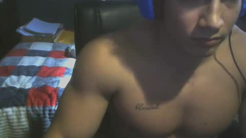 Trembo man online show from April 17, 2026, 5:05 pm