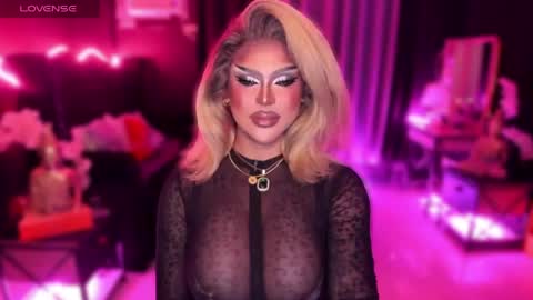 Jade online show from June 1, 2026, 3:08 am