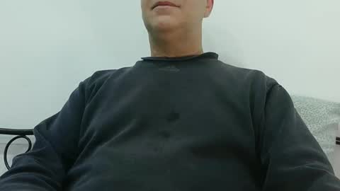 trevido4u online show from February 2, 2026, 3:49 am