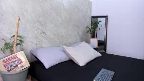 Snapshot of treyk_king chatting on February 4, 2026, 3:56 am Trey online show from February 4, 2026, 3:56 am