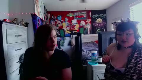 Trixie online show from February 22, 2026, 7:23 pm