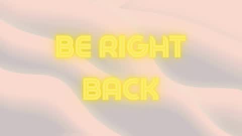 triana_crimson online show from March 6, 2026, 2:30 am