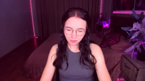 TriciaDaisy online show from June 20, 2026, 4:59 am