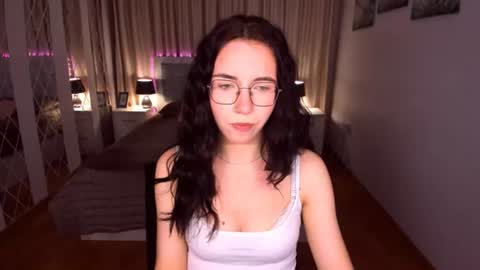 TriciaDaisy online show from July 3, 2026, 3:51 pm