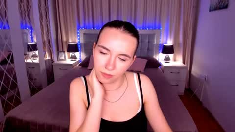 TriciaDaisy online show from August 3, 2026, 9:04 am
