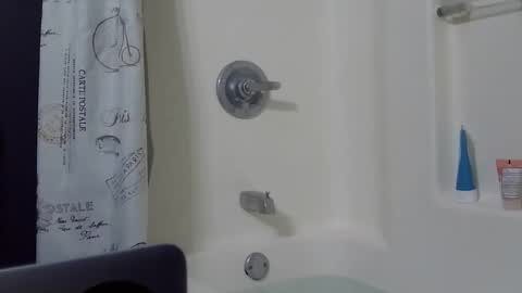 Snapshot of trickquestion chatting on February 22, 2025, 3:23 am trickquestion online show from February 22, 2025, 3:23 am