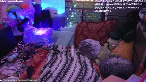 Snapshot of tricky_nymph chatting on December 23, 2024, 1:29 am Cassie online show from December 23, 2024, 1:29 am