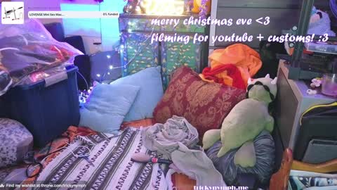 Snapshot of tricky_nymph chatting on December 24, 2024, 1:28 pm Cassie online show from December 24, 2024, 1:28 pm