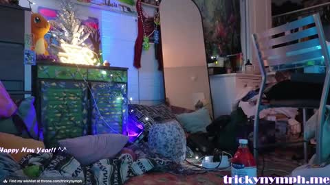 Snapshot of tricky_nymph chatting on January 1, 2025, 8:02 am Cassie online show from January 1, 2025, 8:02 am