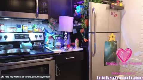 Snapshot of tricky_nymph chatting on February 16, 2025, 6:10 am Cassie online show from February 16, 2025, 6:10 am