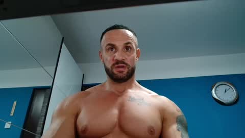 Snapshot of tridentmuscles chatting on December 23, 2024, 11:06 pm tridentmuscles online show from December 23, 2024, 11:06 pm