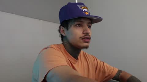 Snapshot of trieone chatting on December 28, 2024, 9:51 pm - trieone online show from December 28, 2024, 9:51 pm