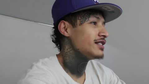 Snapshot of trieone chatting on January 28, 2025, 7:42 pm - trieone online show from January 28, 2025, 7:42 pm