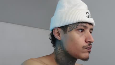 Snapshot of trieone chatting on January 30, 2025, 2:47 pm - trieone online show from January 30, 2025, 2:47 pm