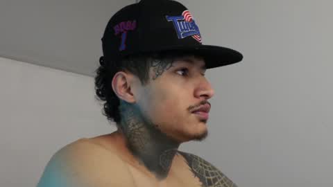 Snapshot of trieone chatting on February 4, 2025, 6:04 am - trieone online show from February 4, 2025, 6:04 am