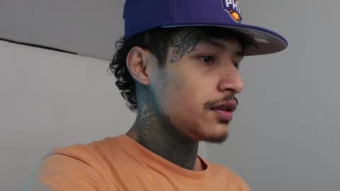 Snapshot of trieone chatting on February 15, 2025, 5:09 am - trieone online show from February 15, 2025, 5:09 am