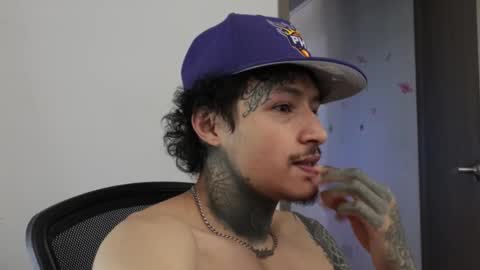 Snapshot of trieone chatting on September 16, 2025, 3:57 pm - trieone online show from September 16, 2025, 3:57 pm